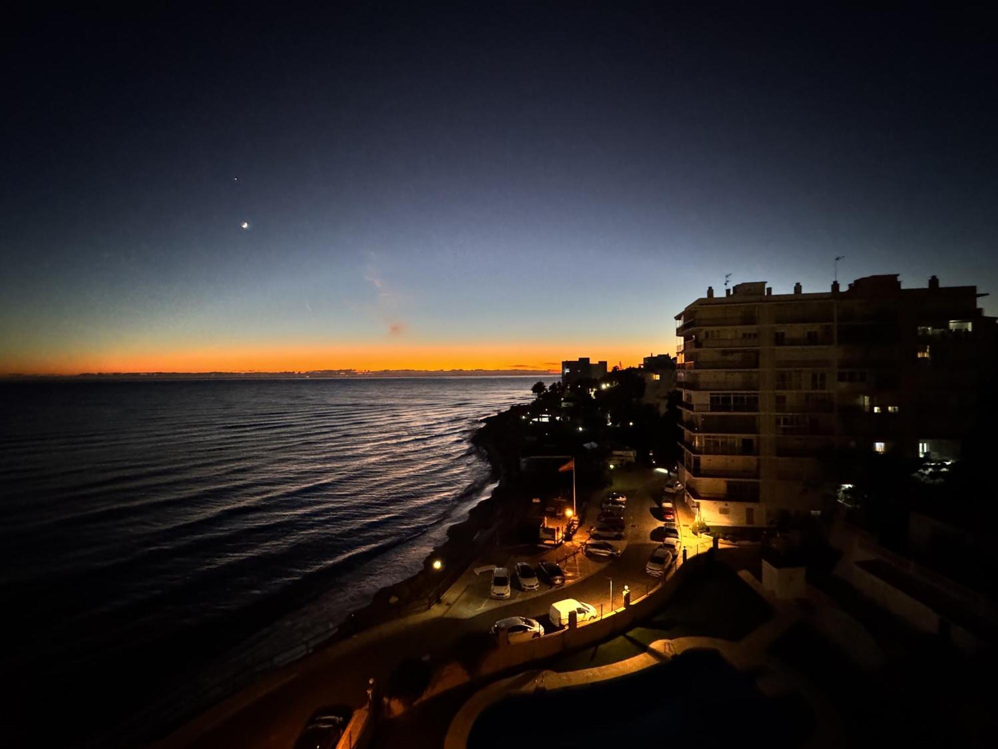 Beachfront Studio ,The View Calahonda, Panoramic Sea Views Sitio de Calahonda Екстер'єр фото