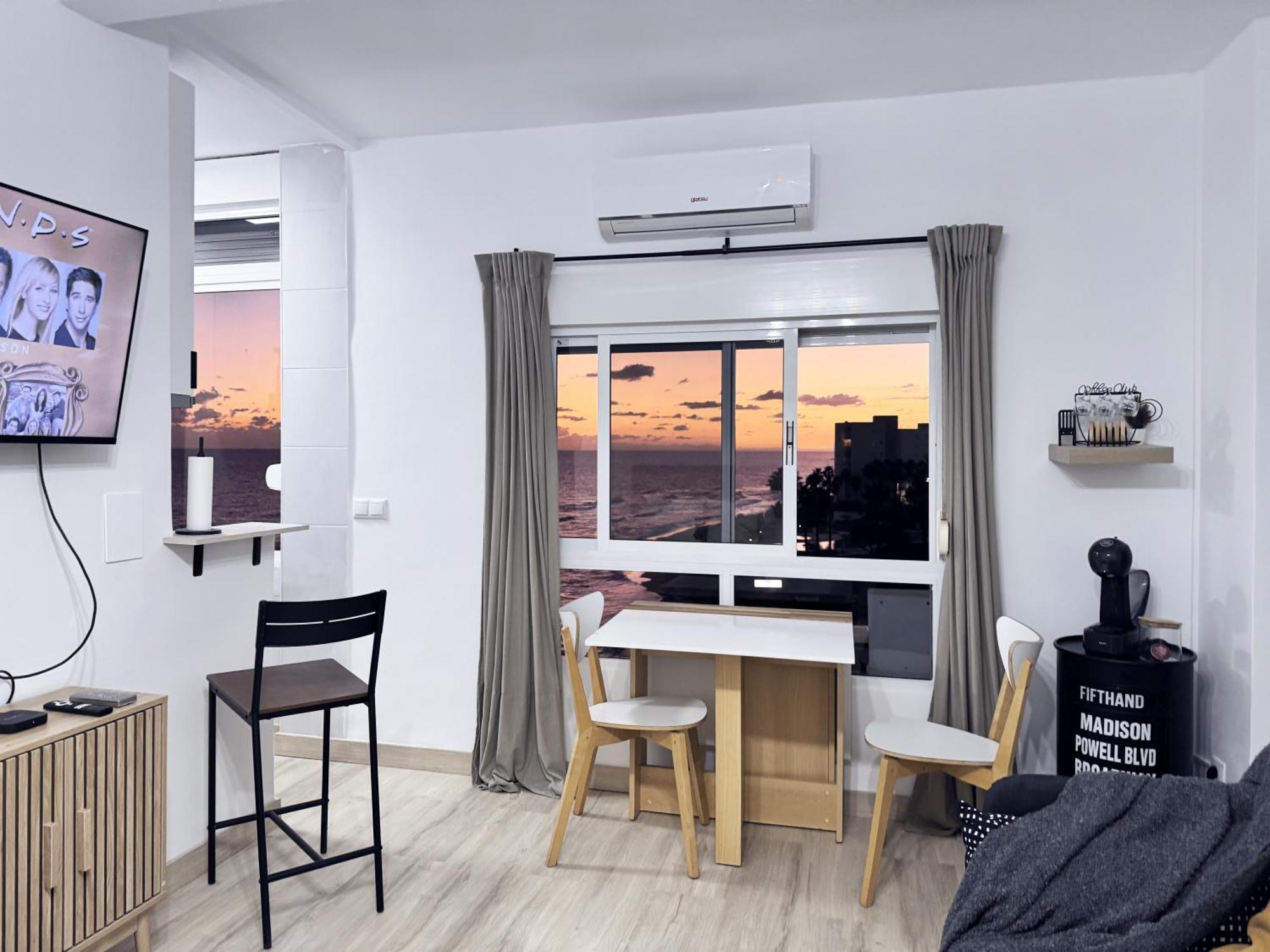 Beachfront Studio ,The View Calahonda, Panoramic Sea Views Sitio de Calahonda Екстер'єр фото